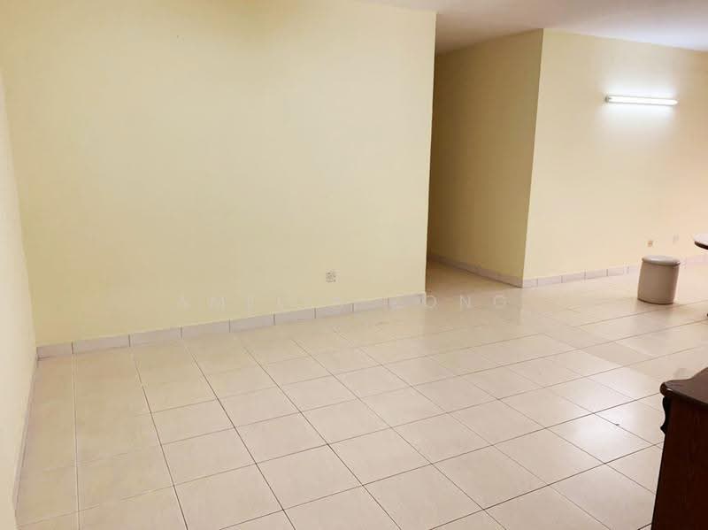 Condominium for Rent at University Tower - Amelia Kong - Living Room - PropertyGuru.com.my