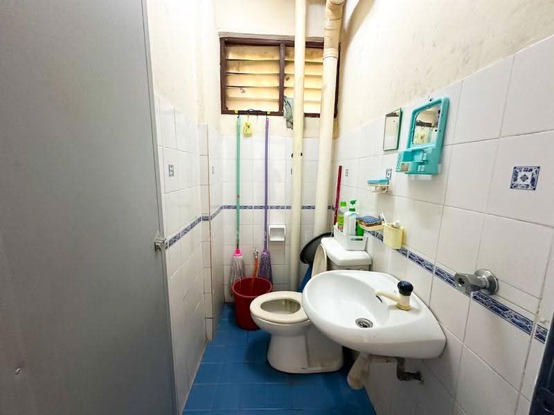 Apartment for Sale at Pangsapuri Cemara - Amzar Faiz - PropertyGuru.com.my