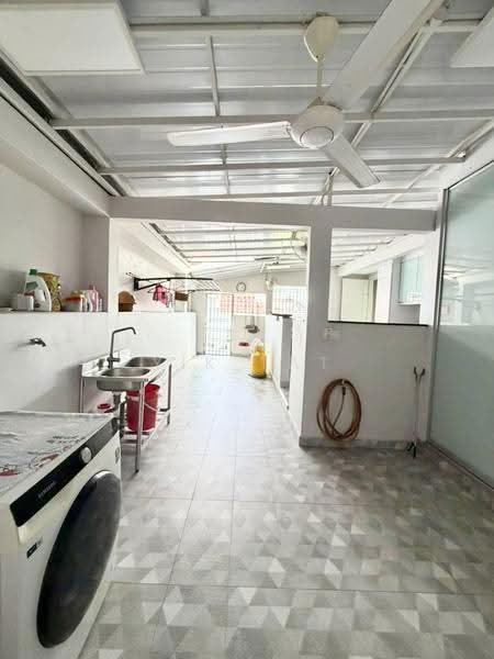 Bungalow House for Sale in Taman Abad (Johor Bahru) - Yik Tat - PropertyGuru.com.my