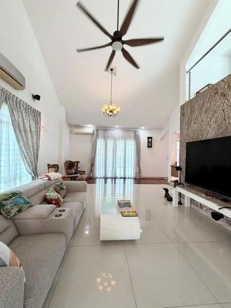 Bungalow House for Sale in Taman Abad (Johor Bahru) - Yik Tat - PropertyGuru.com.my