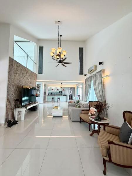 Bungalow House for Sale in Taman Abad (Johor Bahru) - Yik Tat - PropertyGuru.com.my