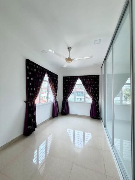 Bungalow House for Sale in Taman Abad (Johor Bahru) - Yik Tat - PropertyGuru.com.my