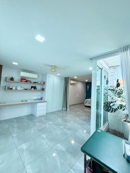 Bungalow House for Sale in Taman Abad (Johor Bahru) - Yik Tat - PropertyGuru.com.my