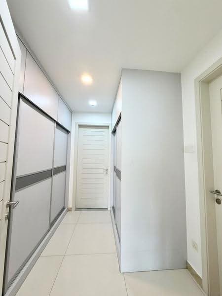 Bungalow House for Sale in Taman Abad (Johor Bahru) - Yik Tat - PropertyGuru.com.my