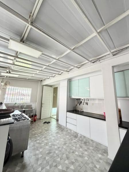 Bungalow House for Sale in Taman Abad (Johor Bahru) - Yik Tat - PropertyGuru.com.my