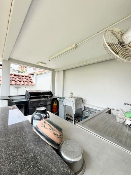 Bungalow House for Sale in Taman Abad (Johor Bahru) - Yik Tat - PropertyGuru.com.my