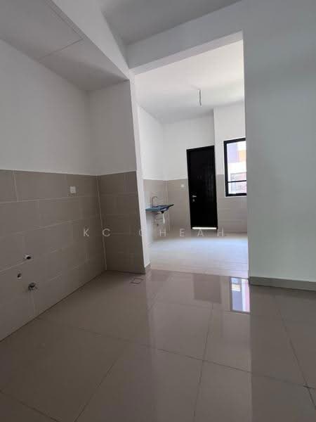 Rumah Teres 2-Tingkat untuk Dijual di Elmina (Shah Alam) - KC Cheah - Kitchen - PropertyGuru.com.my