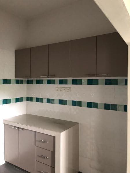 Factory for Rent in Taman Sains Selangor (Kota Damansara) - Ciana Lim - Kitchen - PropertyGuru.com.my