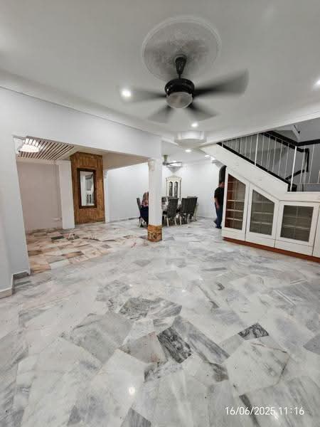 Rumah Teres 2-Tingkat untuk Dijual di Taman Kajang Raya (Kajang) - Amzar Faiz - PropertyGuru.com.my