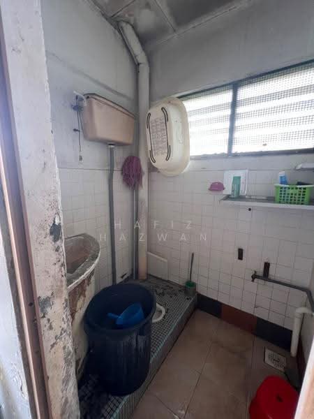 Rumah Bandar untuk Disewa di Ampang (Selangor) - Hafiz Hazwan - Bathroom - PropertyGuru.com.my