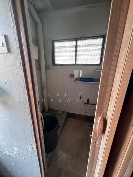 Rumah Bandar untuk Disewa di Ampang (Selangor) - Hafiz Hazwan - Bathroom - PropertyGuru.com.my
