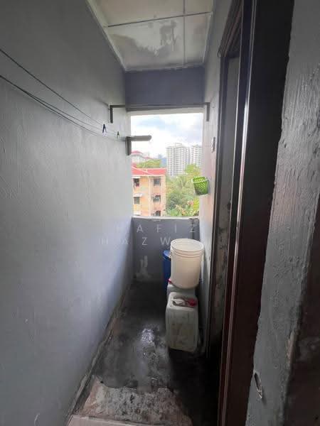 Rumah Bandar untuk Disewa di Ampang (Selangor) - Hafiz Hazwan - Balcony - PropertyGuru.com.my