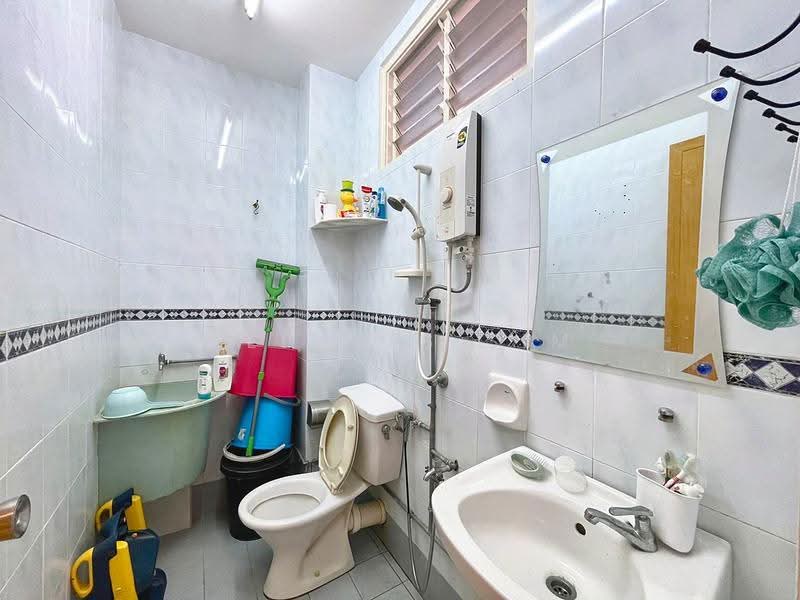 Rumah Teres 2-Tingkat untuk Dijual di Bayan Lepas (Penang) - Welwits Sim - Bathroom - PropertyGuru.com.my