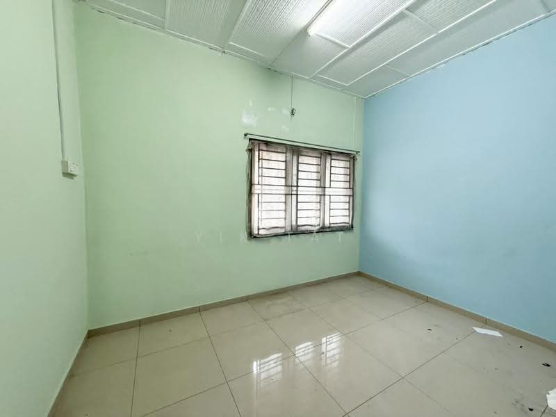 Semi-Detached House for Sale in Taman Majidee (Johor Bahru) - Yik Tat - PropertyGuru.com.my
