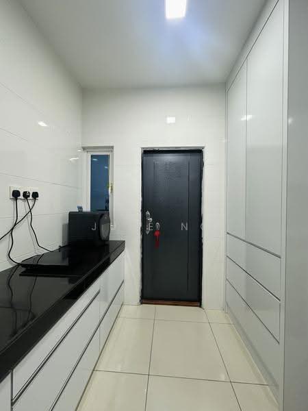 Rumah Kluster untuk Dijual di Bandar Parklands (Klang) - June Ng - Kitchen - PropertyGuru.com.my