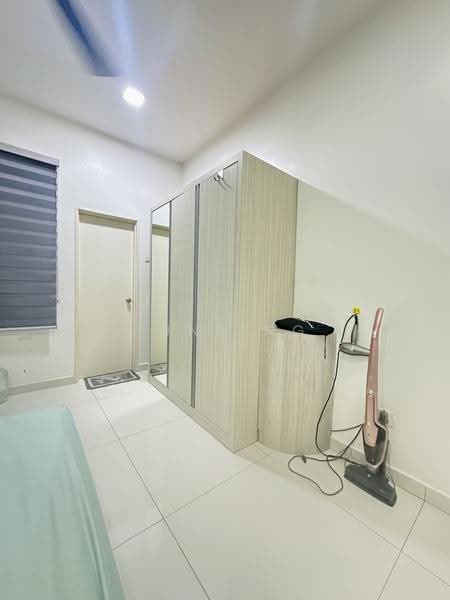 Rumah Kluster untuk Dijual di Bandar Parklands (Klang) - June Ng - Bedroom - PropertyGuru.com.my