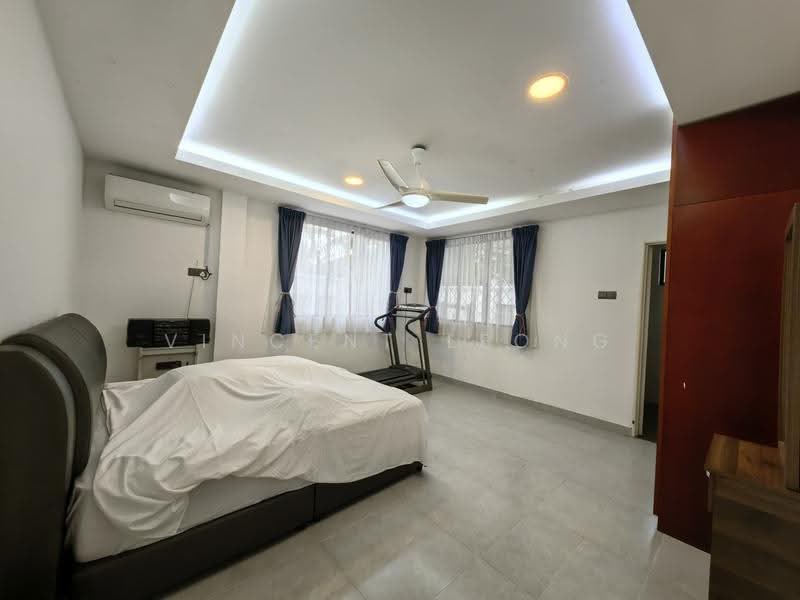 Bungalow House for Sale in Likas (Kota Kinabalu) - Vincent Leong - Bedroom - PropertyGuru.com.my