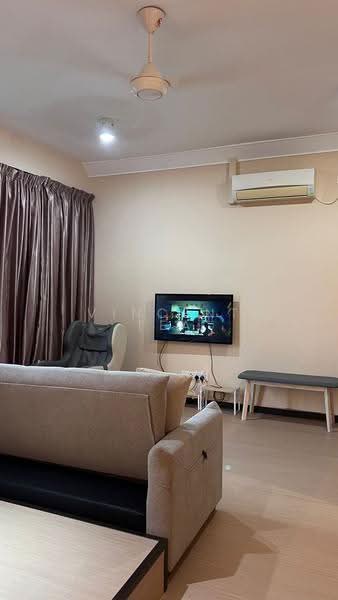 Kediaman Servis untuk Disewa di The Sky Executive Suites - Vincent Tea - Living Room - PropertyGuru.com.my