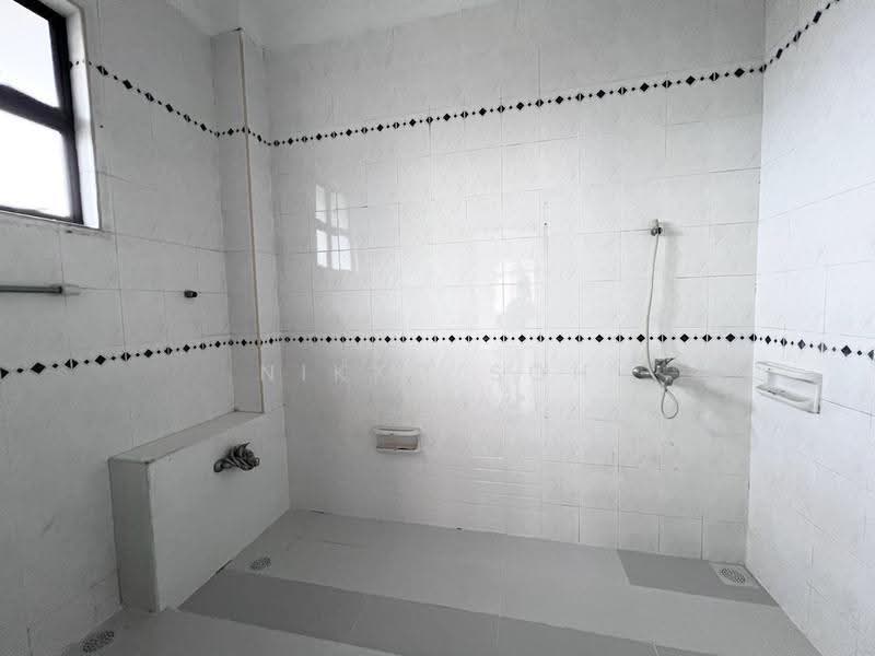 Semi-Detached House for Sale in Johor Bahru (Johor) - Nikko Soh - Bathroom - PropertyGuru.com.my