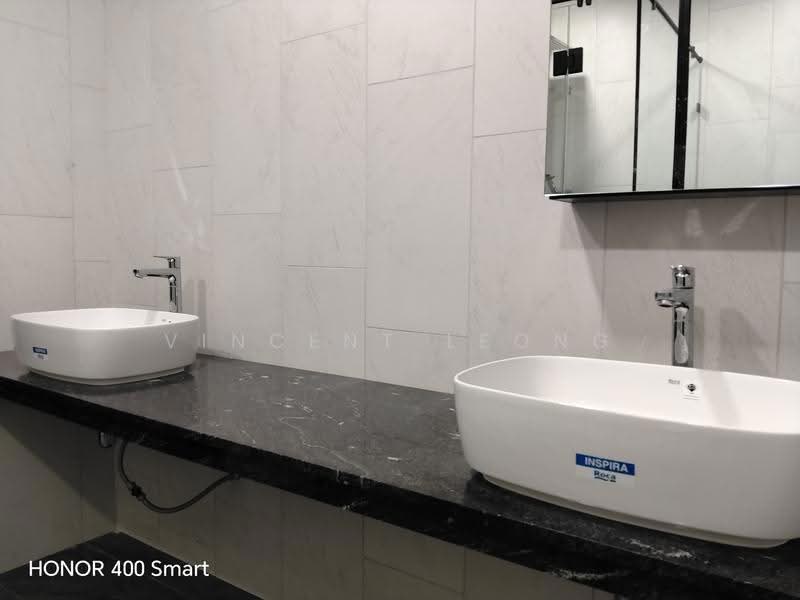 Rumah Berkembar untuk Dijual di Kolombong (Kota Kinabalu) - Vincent Leong - Bathroom - PropertyGuru.com.my