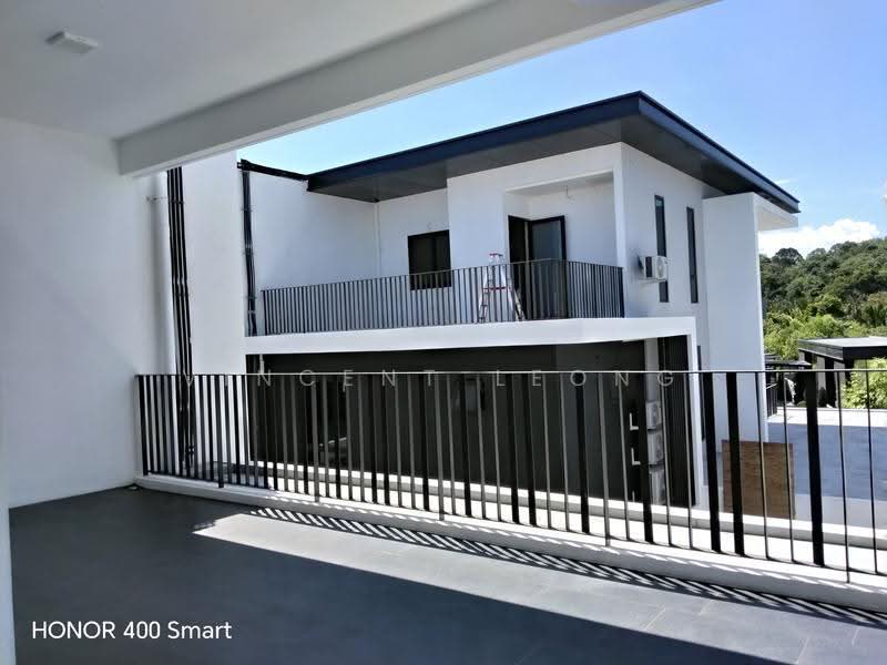 Rumah Berkembar untuk Dijual di Kolombong (Kota Kinabalu) - Vincent Leong - Exterior - PropertyGuru.com.my
