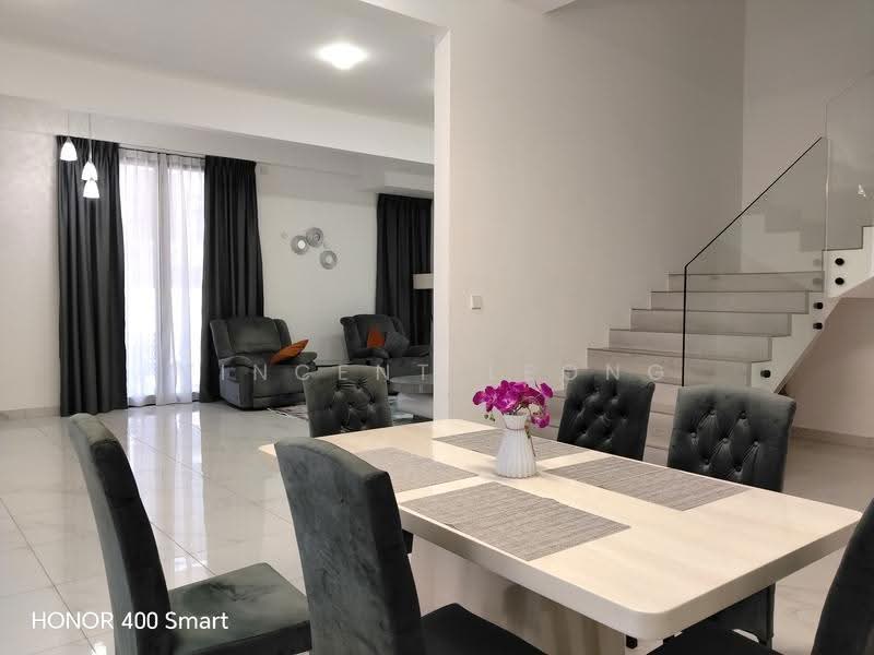 Rumah Berkembar untuk Dijual di Kolombong (Kota Kinabalu) - Vincent Leong - Living Room - PropertyGuru.com.my