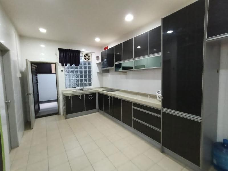 Rumah Berkembar untuk Dijual di Klang (Selangor) - Ming Ze Ong - Kitchen - PropertyGuru.com.my