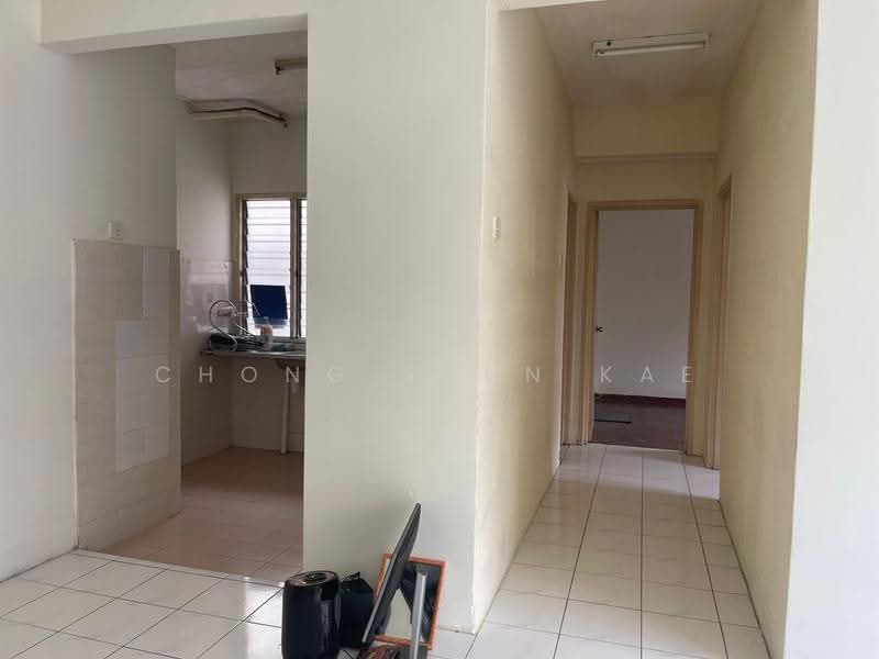 Apartment for Sale at Sri Cempaka (Taman Wawasan) - Chong Shun Kae - Kitchen - PropertyGuru.com.my