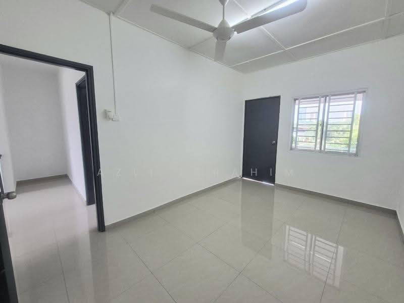 Rumah Teres 2-Tingkat untuk Dijual di Seksyen 10 (Shah Alam) - Azli Ibrahim - Interior - PropertyGuru.com.my