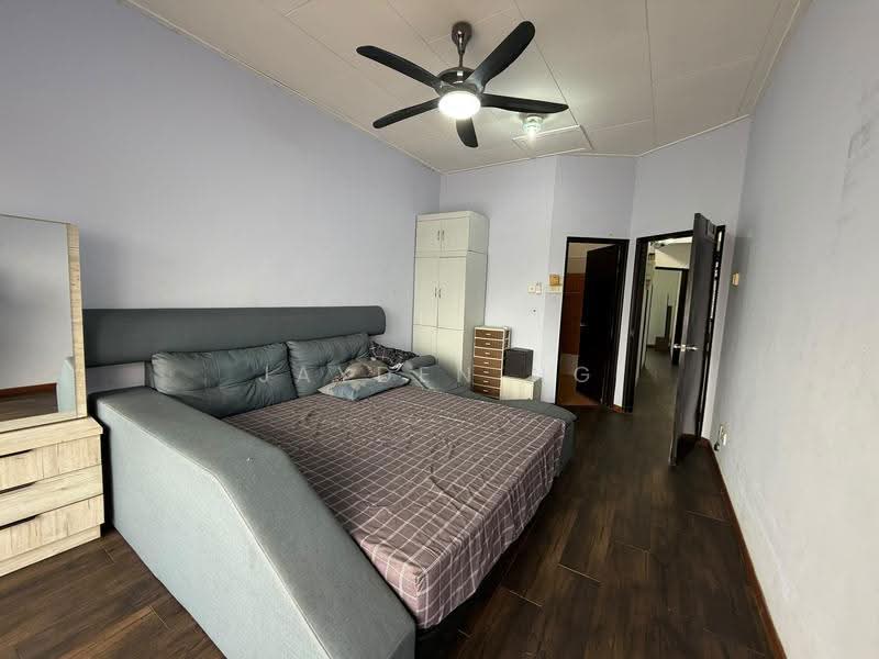 Rumah Teres 2-Tingkat untuk Dijual di Taman Jaya Mas (Skudai) - Jayden Ng - Bedroom - PropertyGuru.com.my