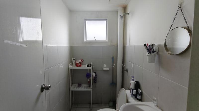 Apartment for Sale at D'Kristal - Aniq Azmi - Bathroom - PropertyGuru.com.my