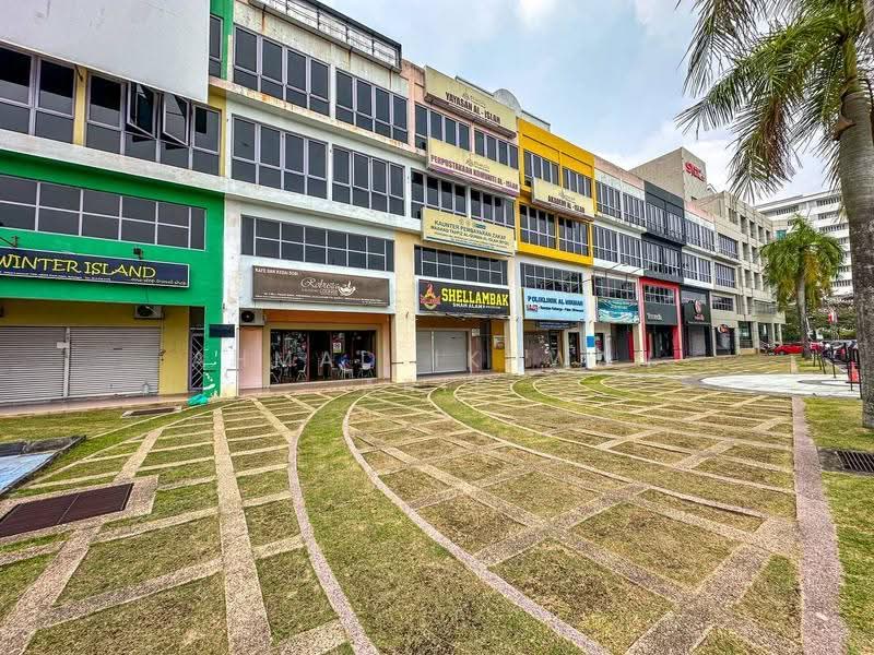 Pejabat Runcit untuk Dijual di Shah Alam (Selangor) - Ahmad Ikhwan Arif - Exterior - PropertyGuru.com.my