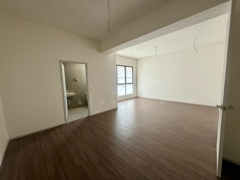 Rumah Teres untuk Dijual di Taman Bukit Serdang (Seri Kembangan) - Daphne Lim - Interior - PropertyGuru.com.my