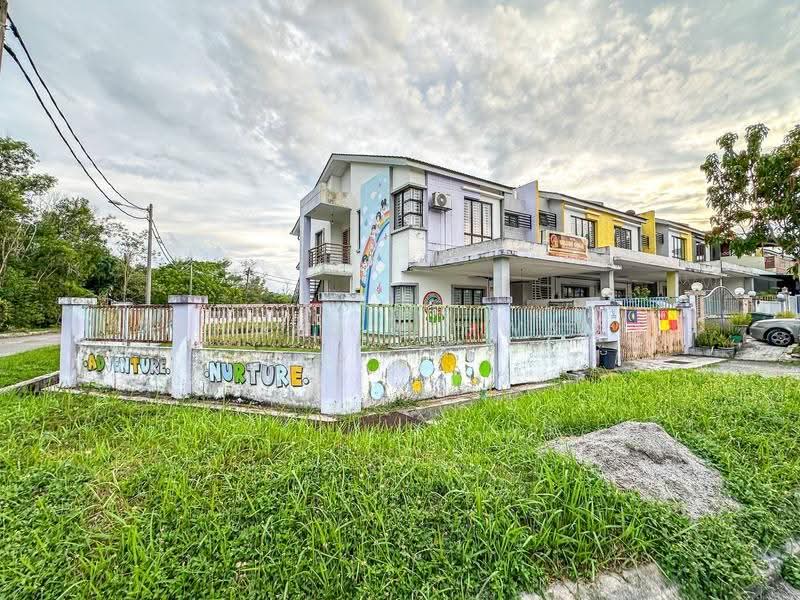 2-storey Terraced House for Sale in Semenyih Parklands (Beranang) - Ahmad Ikhwan Arif - Exterior - PropertyGuru.com.my