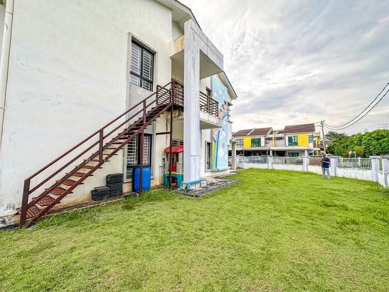 2-storey Terraced House for Sale in Semenyih Parklands (Beranang) - Ahmad Ikhwan Arif - Exterior - PropertyGuru.com.my