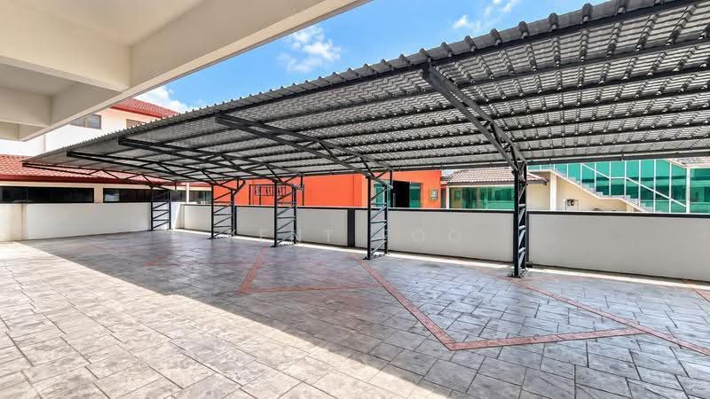 Commercial Bungalow for Sale in Medan Tambun (Ipoh) - Kent Foo - PropertyGuru.com.my