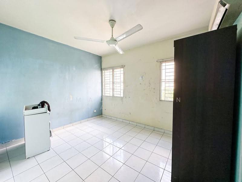 Condominium for Sale at Widuri Impian - Ahmad Ikhwan Arif - Interior - PropertyGuru.com.my