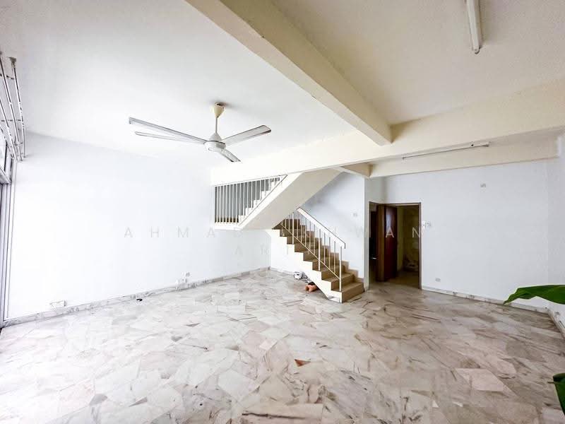 2-storey Terraced House for Sale in Petaling Jaya (Selangor) - Ahmad Ikhwan Arif - Interior - PropertyGuru.com.my