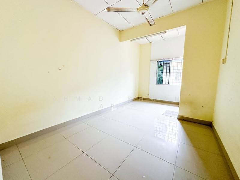 2-storey Terraced House for Sale in Petaling Jaya (Selangor) - Ahmad Ikhwan Arif - Interior - PropertyGuru.com.my