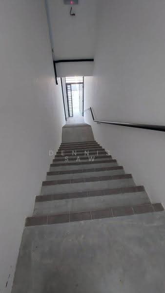 Kedai untuk Disewa di Bandar Tasik Puteri (Rawang) - Dennis Saw - Corridor - PropertyGuru.com.my