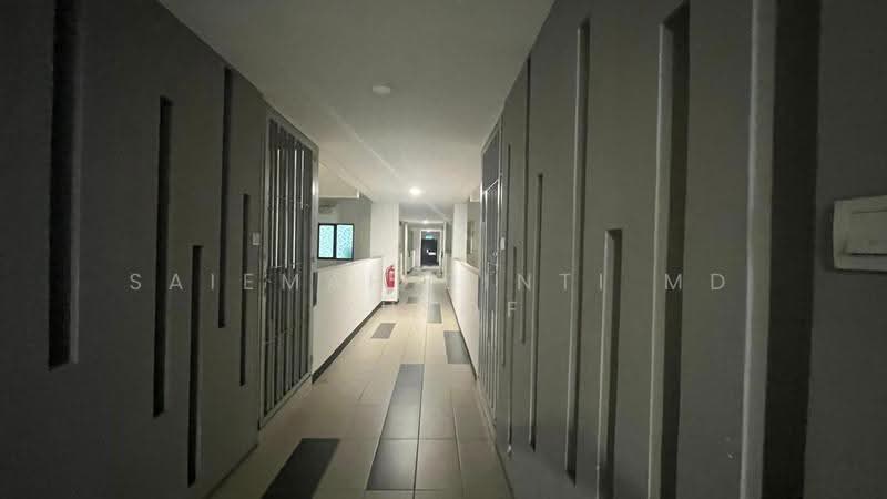 Kediaman Servis untuk Dijual di Emira Residence - SAIEMAH BINTI MD YUSOF - Corridor - PropertyGuru.com.my
