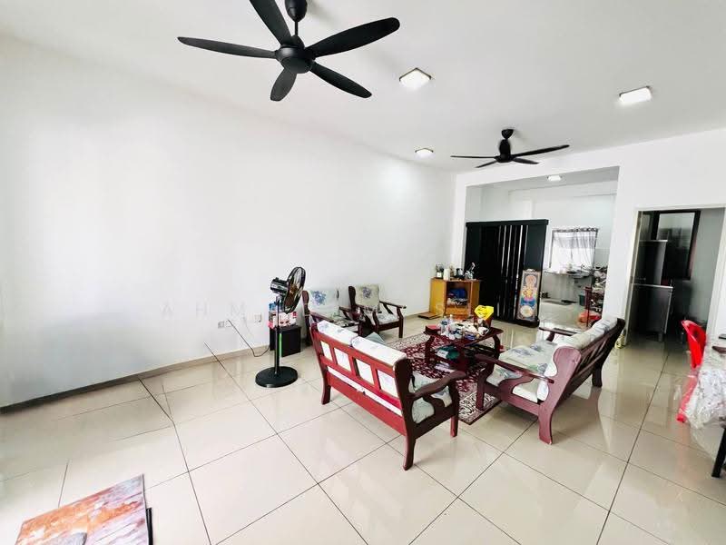2-storey Terraced House for Sale in Setia Ecohill (Semenyih) - Ahmad Muslim - Living Room - PropertyGuru.com.my