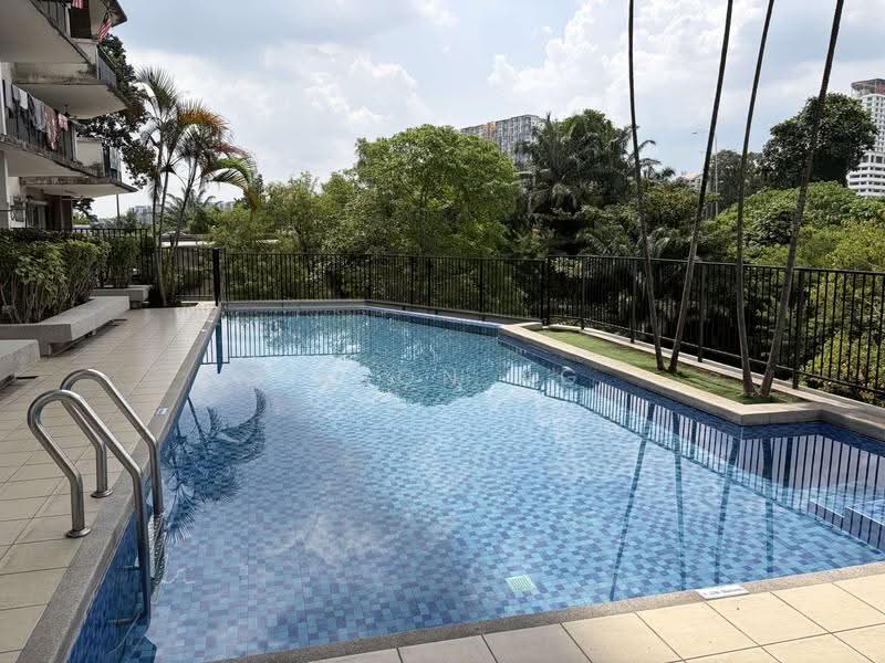 Pangsapuri untuk Disewa di Pangsapuri Indahria - Jason Ng - Pool - PropertyGuru.com.my