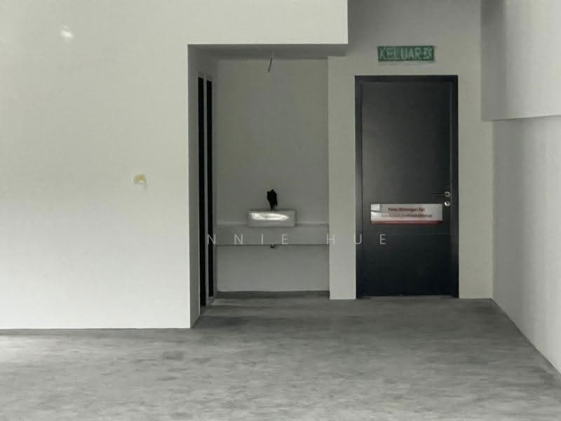 Kedai / Pejabat untuk Disewa di BANDAR PUCHONG JAYA (Puchong) - Sunnie Hue - Entrance - PropertyGuru.com.my