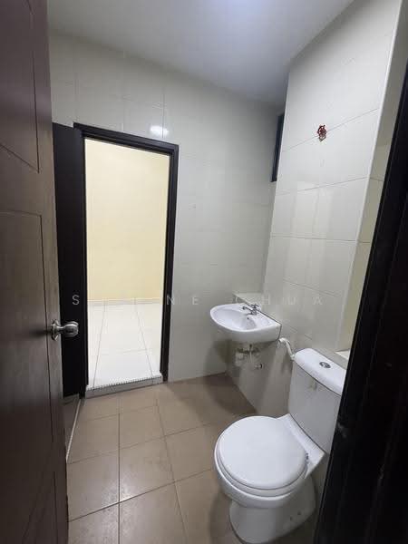 2-storey Terraced House for Rent in Bandar Dato Onn (Tebrau) - Serene Chua - Bathroom - PropertyGuru.com.my