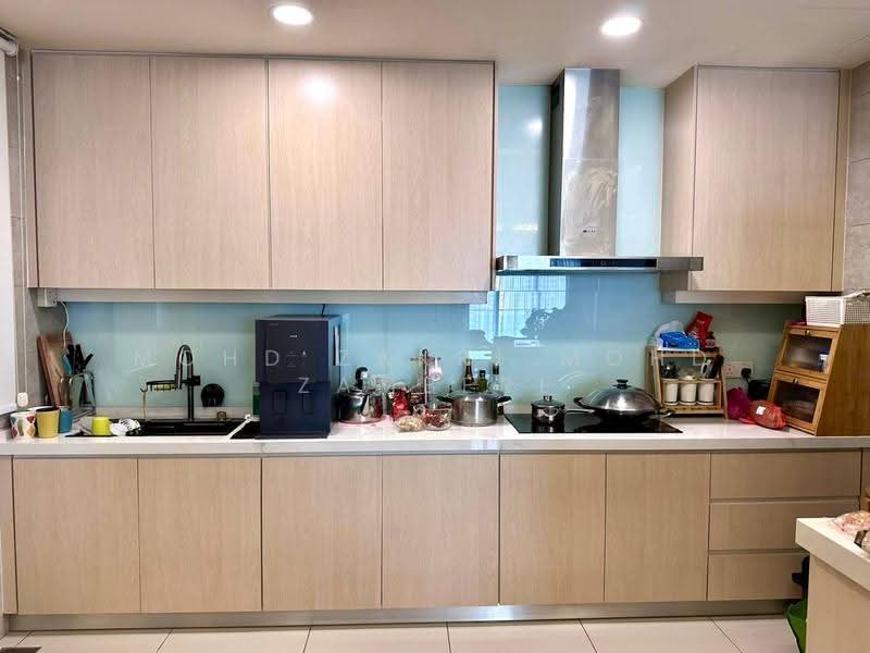 Kediaman Servis untuk Dijual di Medalla @ Oasis Corporate Park - Mohd Zakri Mohd Zamberi - Kitchen - PropertyGuru.com.my