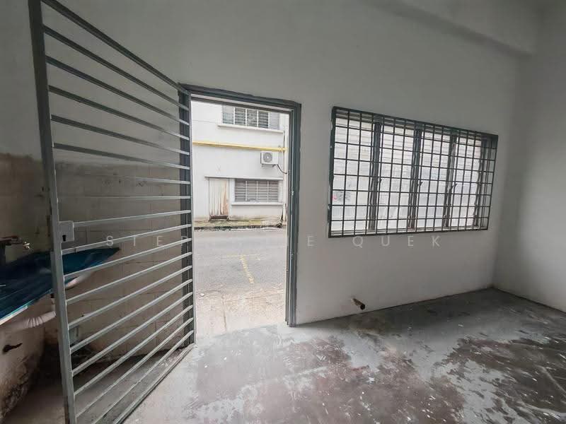 Kedai untuk Disewa di Bandar Botanic (Klang) - Stephanie Quek - Entrance - PropertyGuru.com.my