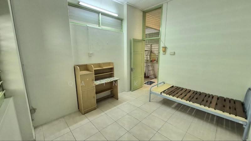 Rumah Teres 1-Tingkat untuk Disewa di Taman Canning (Ipoh) - Qazin Khoo - Bedroom - PropertyGuru.com.my