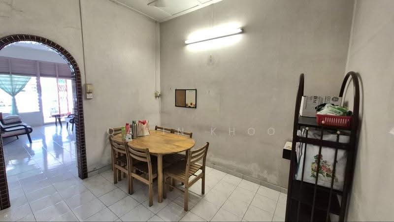 Rumah Teres 1-Tingkat untuk Disewa di Taman Canning (Ipoh) - Qazin Khoo - Dining Room - PropertyGuru.com.my