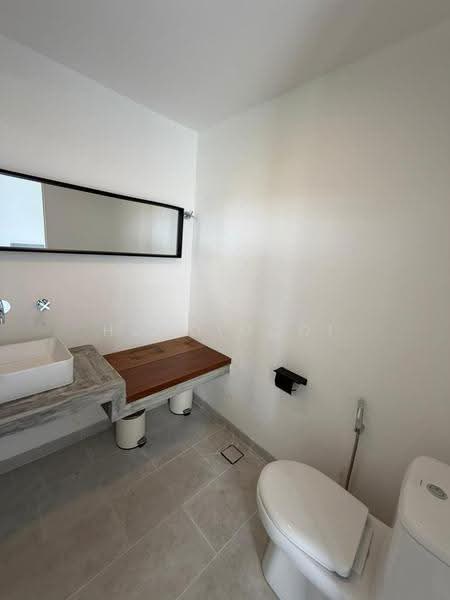 Bungalow House for Rent in Bangsar (Kuala Lumpur) - Hugo Gooi - Bathroom - PropertyGuru.com.my